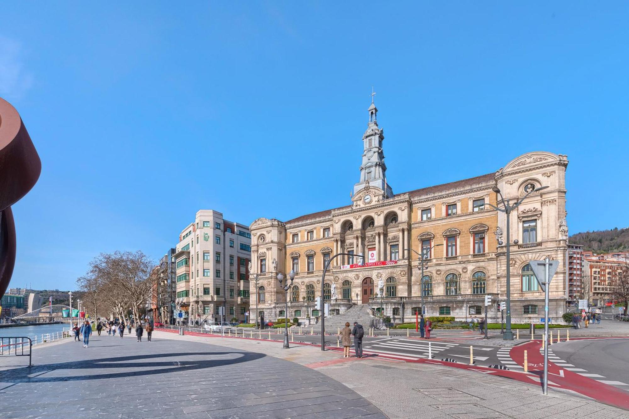 毕尔巴鄂Ayuntamiento Cerca Del Casco Viejo & Parking公寓 外观 照片